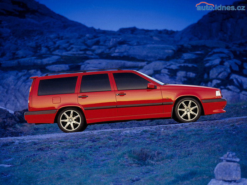 A040105_SAM_800VOLVO850R01_N.JPG