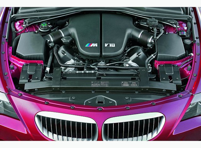 bmw_m6_2005_015.jpg